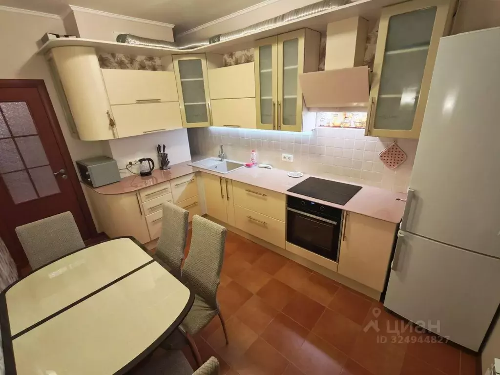 2-к кв. Московская область, Химки Сходня мкр, ул. 7-й Гвардейской ... - Фото 1