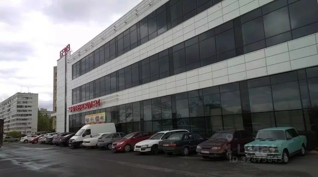 Торговая площадь в Санкт-Петербург просп. Маршала Жукова, 76к1 (429 м) - Фото 1