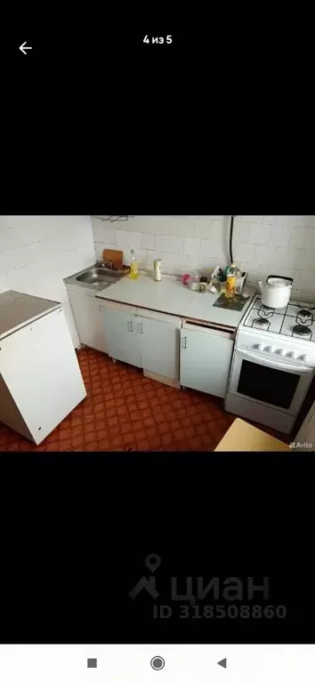 3-к кв. Омская область, Омск ул. Профинтерна, 26 (63.0 м) - Фото 0