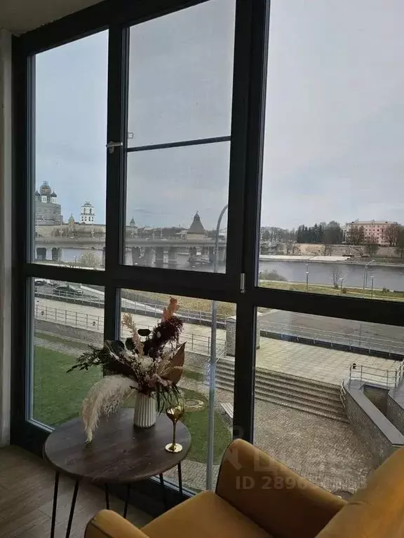 Студия Псковская область, Псков Ольгинская наб., 5А (42.0 м) - Фото 1