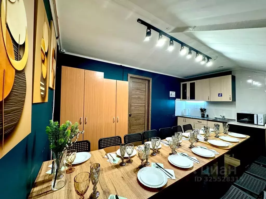Дом в Алтайский край, Барнаул ул. Антона Петрова, 58 (120 м) - Фото 1