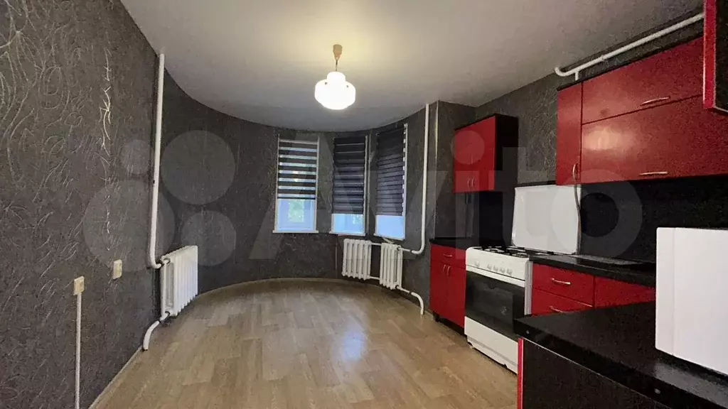 3-к. квартира, 80 м, 1/9 эт. - Фото 1