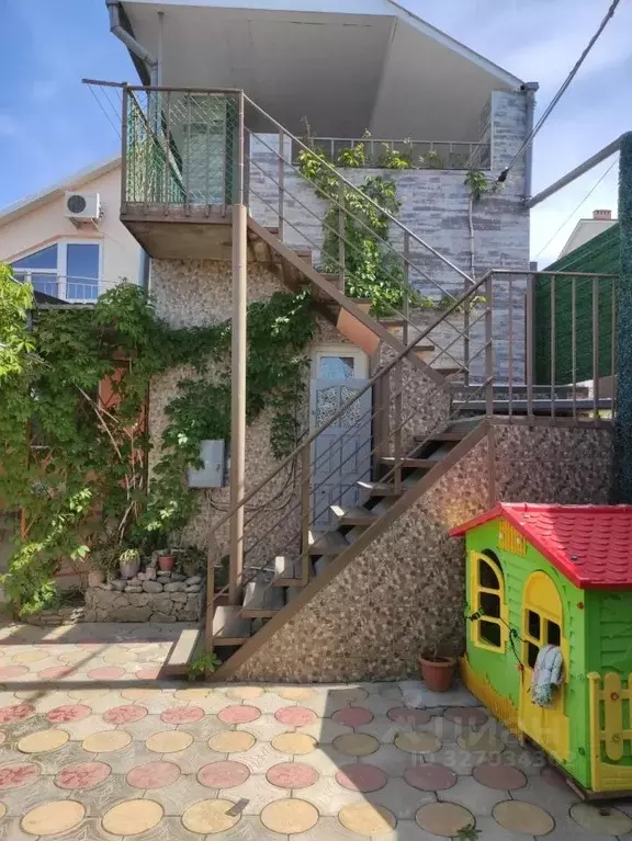 Дом в Краснодарский край, Анапа Северная ул. (200 м) - Фото 1