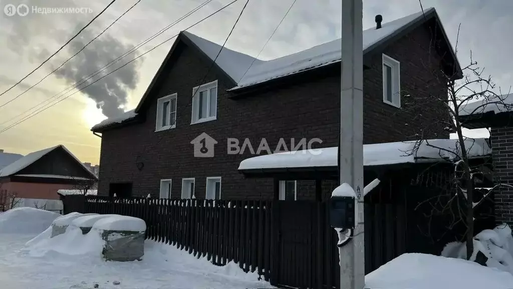 Дом в Ковров, 3-й проезд Станиславского, 21 (220 м) - Фото 1