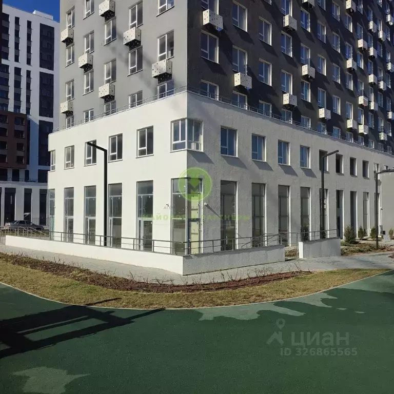 3-к кв. Крым, Симферополь просп. Александра Суворова, 101 (85.9 м) - Фото 1