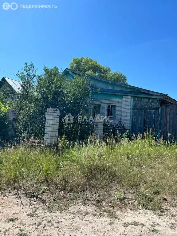 Дом в Неверкинский район, село Кунчерово, Верхняя улица, 57 (110 м) - Фото 1