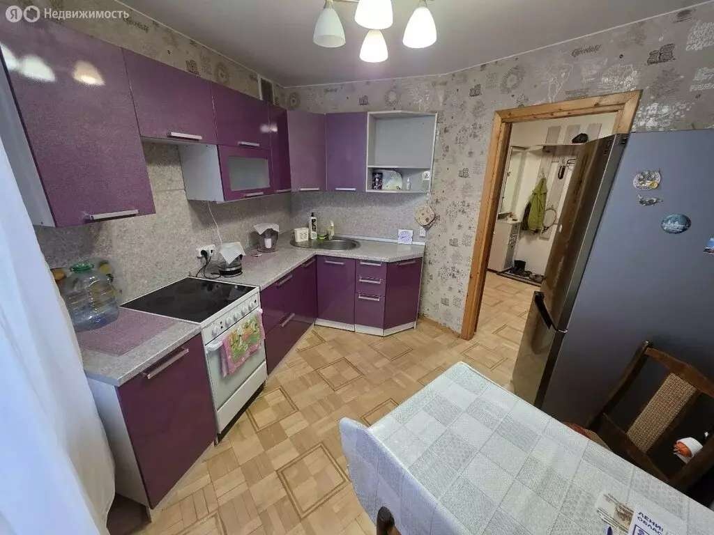 2-комнатная квартира: Кириши, улица Строителей, 30А (51 м) - Фото 2