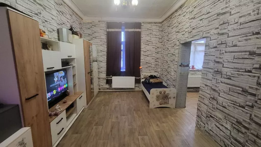 3-к кв. Ленинградская область, Новая Ладога Волховский район, ул. ... - Фото 1