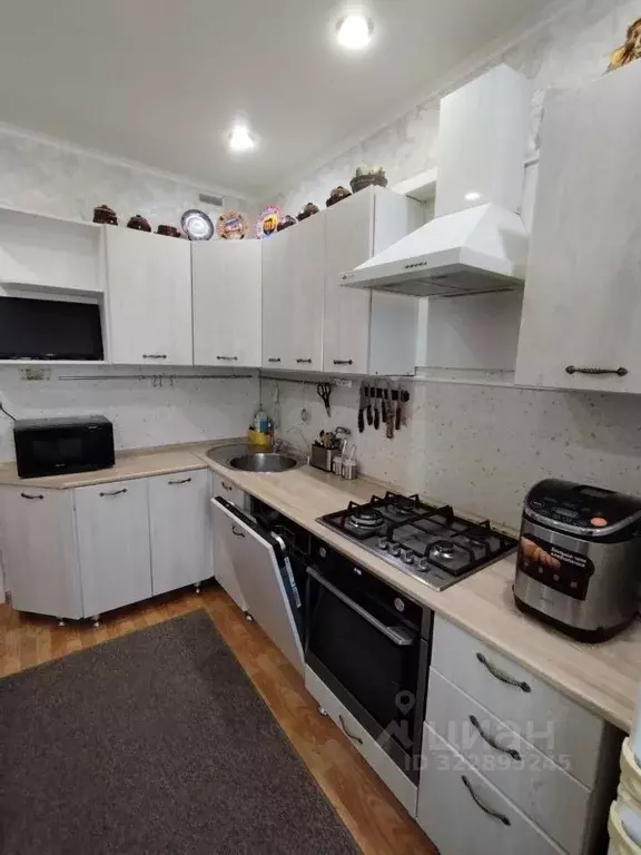 3-к кв. Татарстан, Набережные Челны 36-й комплекс, 6/1 (75.4 м) - Фото 1