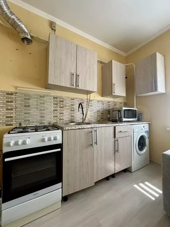 1-к. квартира, 30 м, 4/4 эт. - Фото 1