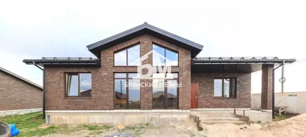 Дом в Брянская область, Брянский район, Отрадненское с/пос, с. ... - Фото 1