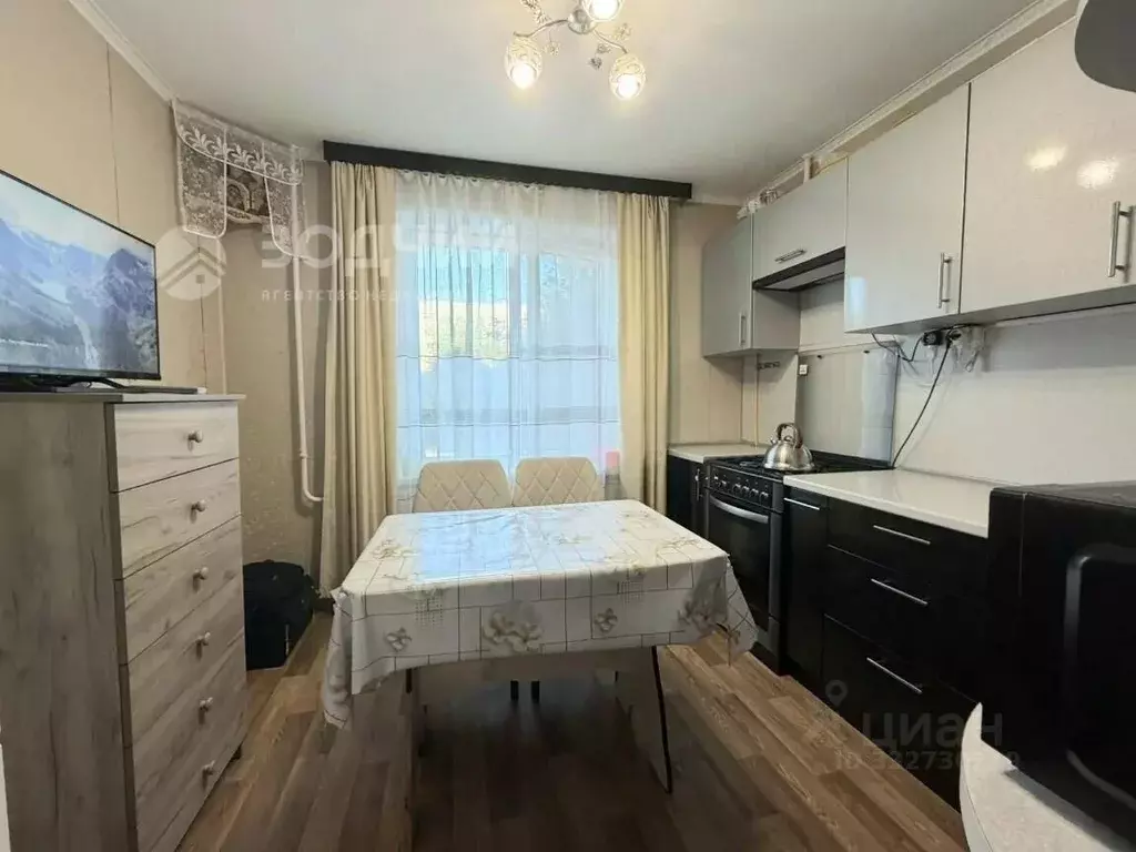 1-к кв. Чувашия, Чебоксары ул. Короленко, 18 (32.9 м) - Фото 0