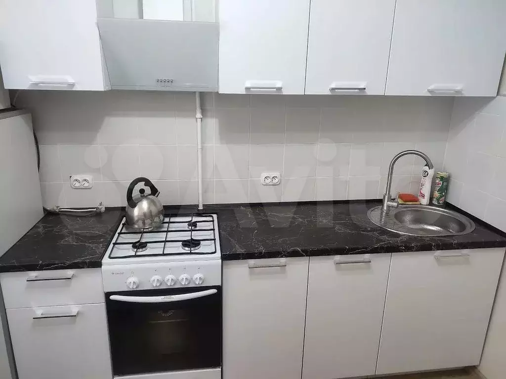2-к. квартира, 50 м, 1/9 эт. - Фото 0