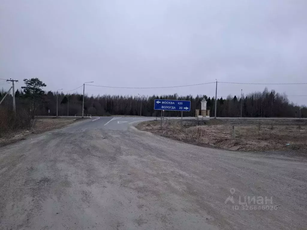 Участок в Вологодская область, с. Неверовское ул. Центральная (156.0 ... - Фото 1