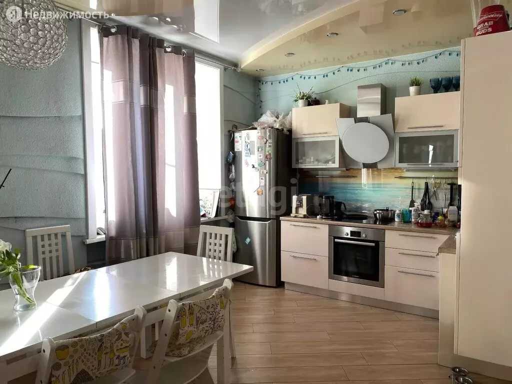 3-комнатная квартира: Ангарск, квартал Б, 10 (77 м) - Фото 1