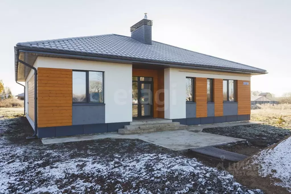 Дом в Башкортостан, Уфимский район, Булгаковский сельсовет, д. ... - Фото 1