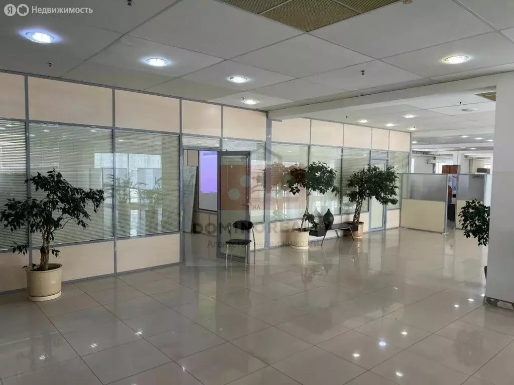 Офис (680 м) - Фото 1