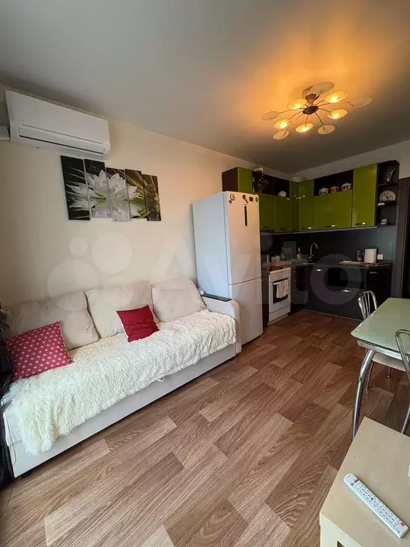 1-к. квартира, 37 м, 8/9 эт. - Фото 1