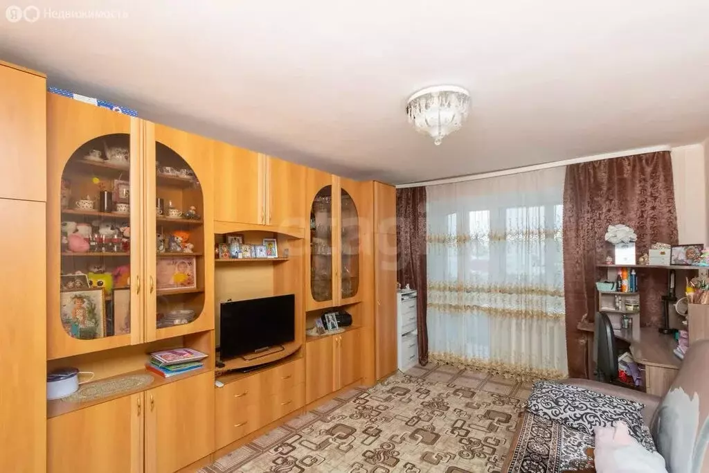 2-комнатная квартира: Ишим, улица Свердлова, 10 (52 м) - Фото 0