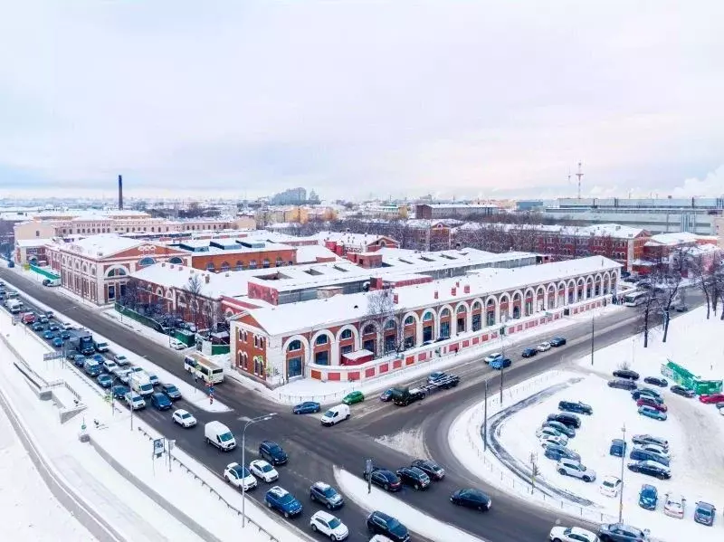 Торговая площадь в Санкт-Петербург ул. Комсомола, 2 (2232 м) - Фото 1