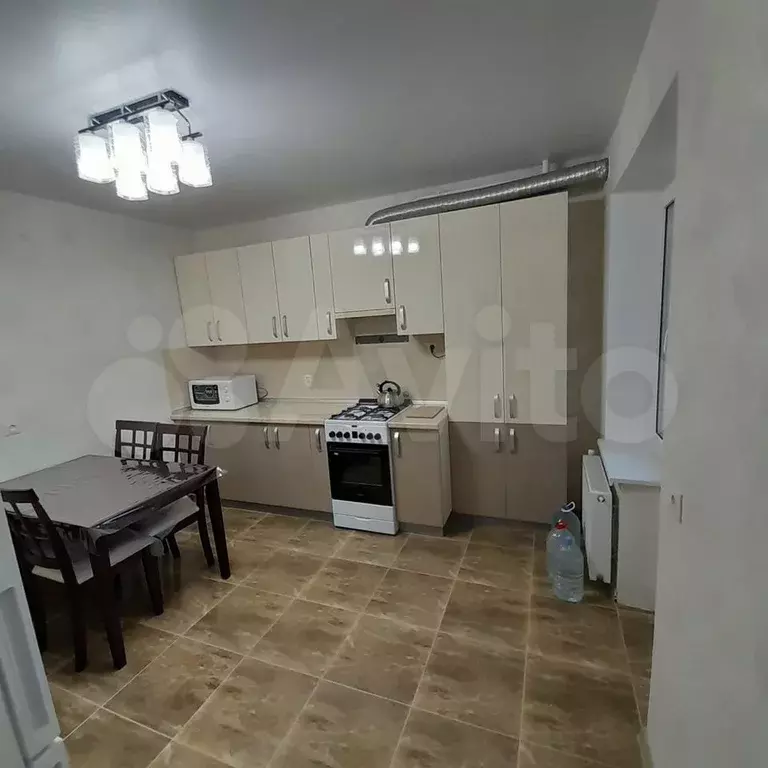 2-к. квартира, 65 м, 6/10 эт. - Фото 0