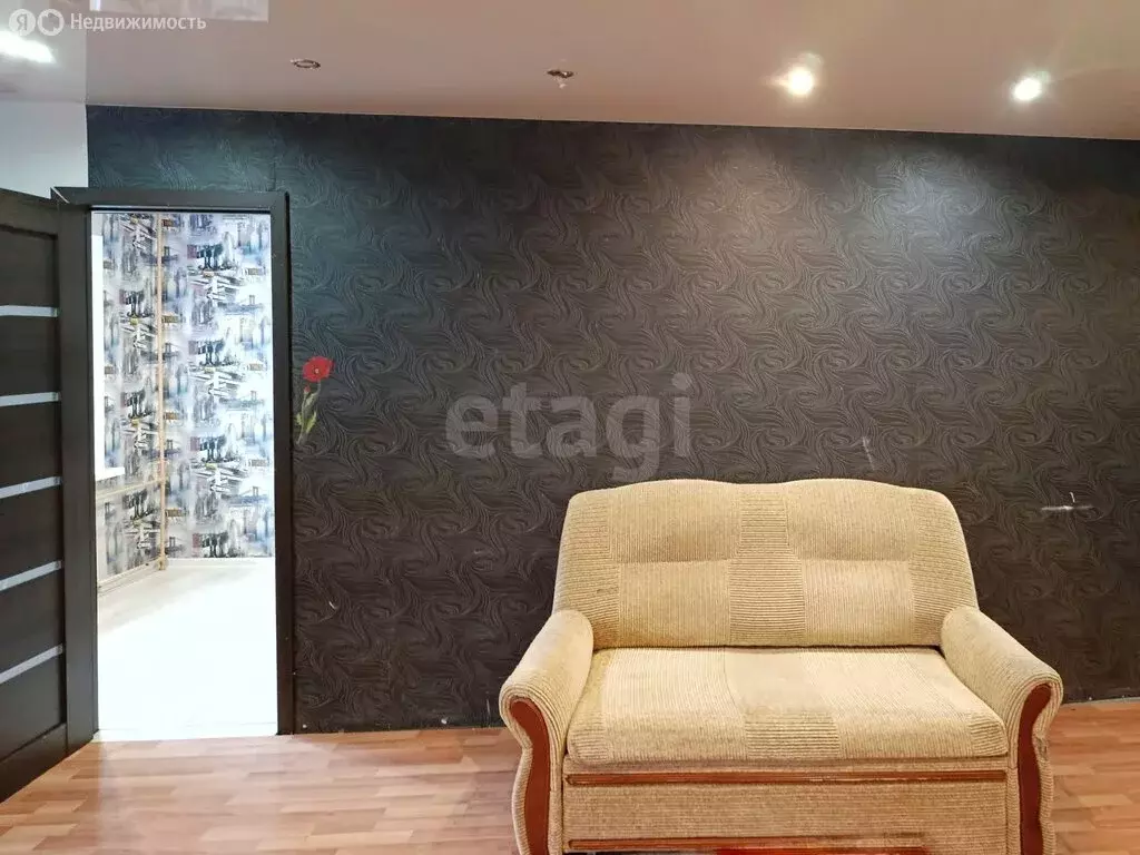 2-комнатная квартира: Ухта, улица 40 лет Коми АССР, 11/13 (42.7 м) - Фото 1