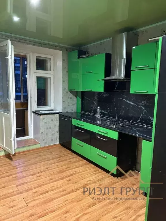 2-к кв. Татарстан, Казань ул. 2-я Азинская, 1В (62.8 м) - Фото 0