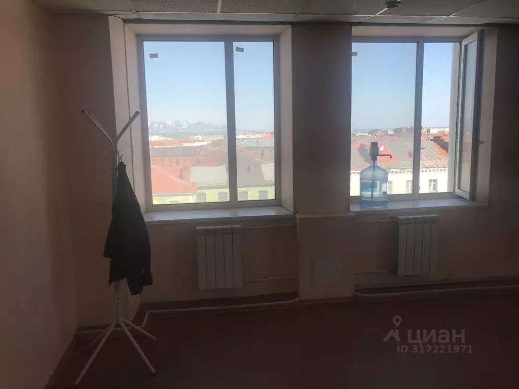 Помещение свободного назначения в Красноярский край, Норильск ... - Фото 1