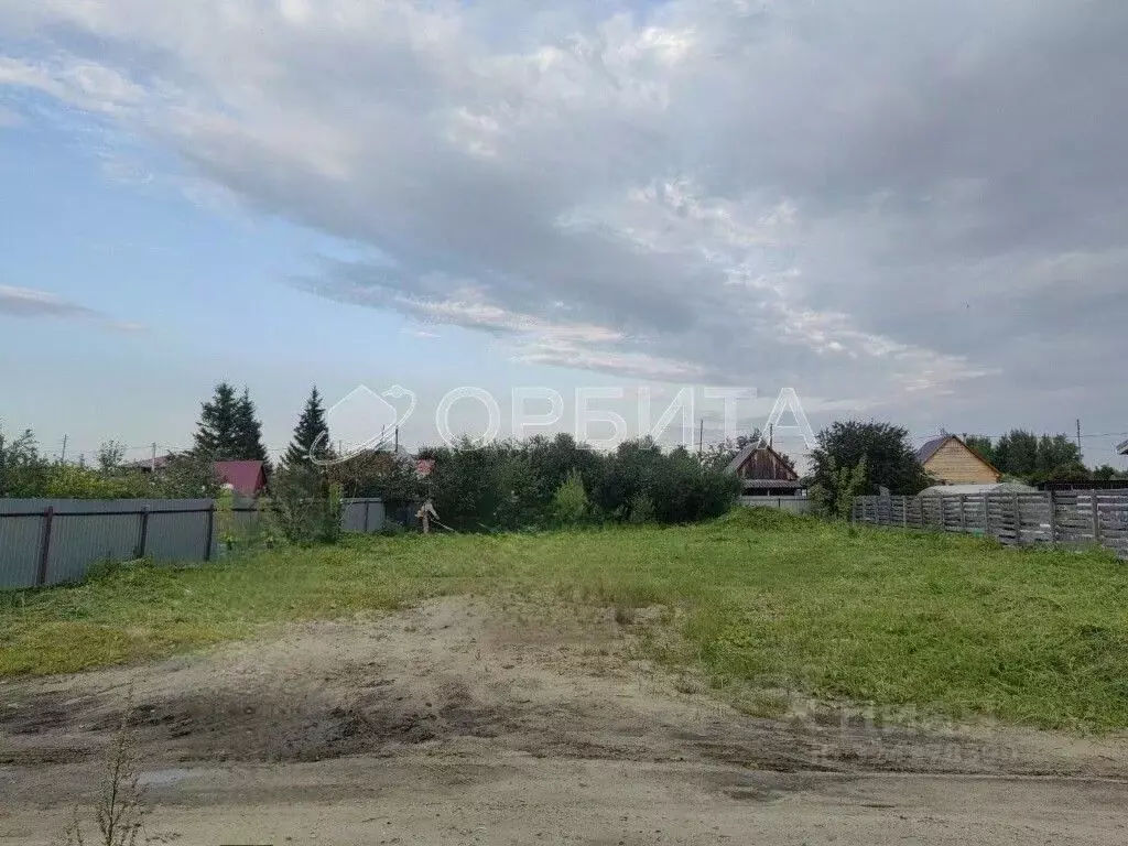 Участок в Тюменская область, Тюмень Садовое товарищество Липовый ... - Фото 0