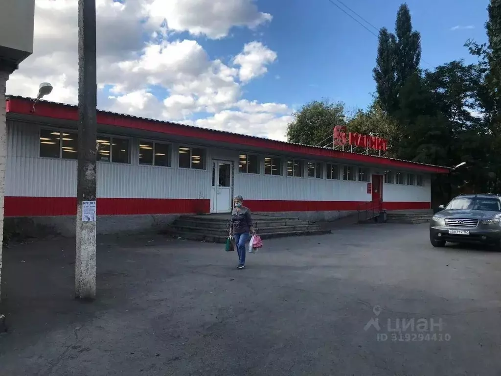 Торговая площадь в Ростовская область, Новошахтинск Ленинградская ул., ... - Фото 0
