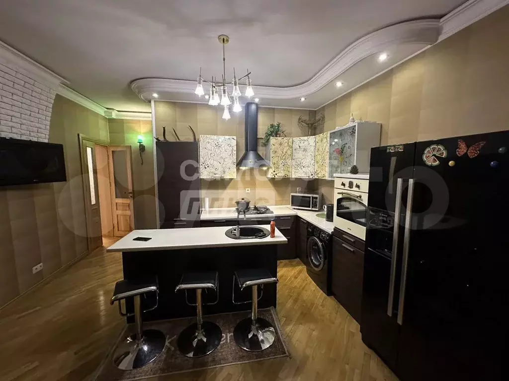 2-к. квартира, 80 м, 7/7 эт. - Фото 1