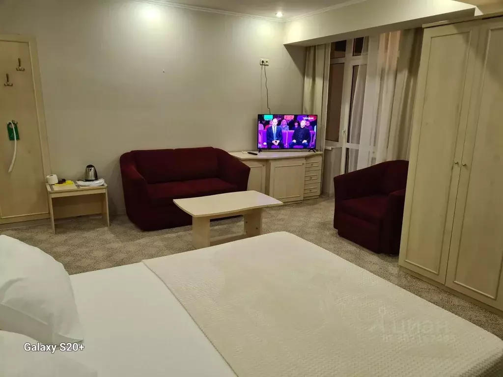 Комната Краснодарский край, Сочи Адлер жилрайон, ул. Бестужева, 1В ... - Фото 1