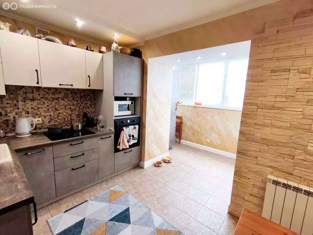 3-комнатная квартира: Белгород, улица Щорса, 56 (76.4 м) - Фото 1