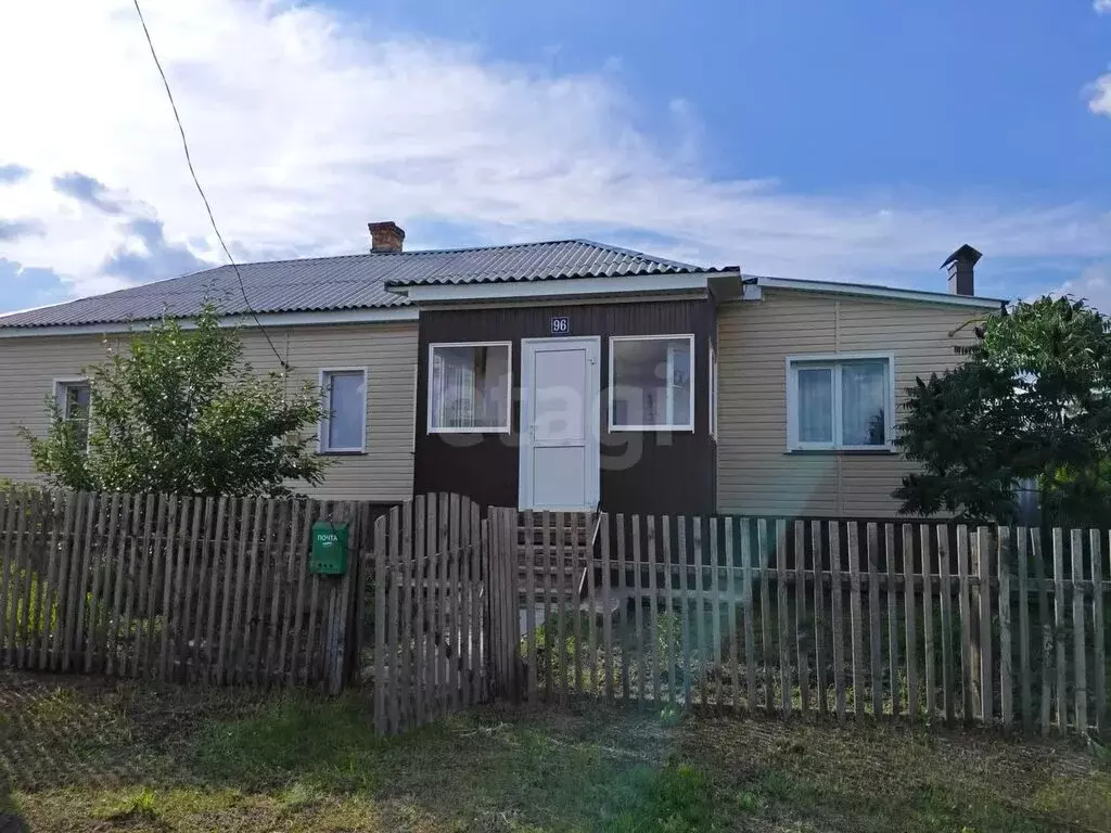 Дом в Борисоглебский городской округ, село Калинино, Центральная улица ... - Фото 1