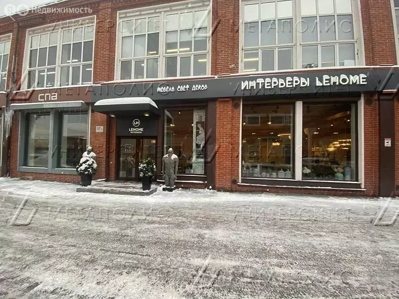 Торговая площадь (490 м) - Фото 1