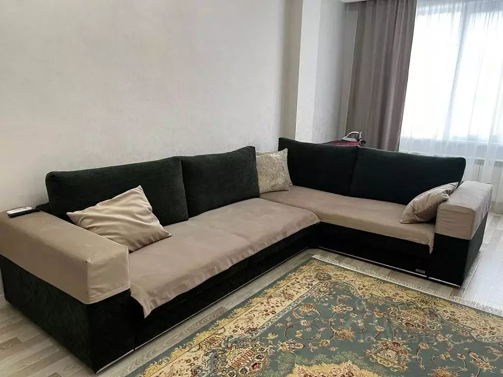 2-к кв. Дагестан, Избербаш ул. Азизова, 4 (86.0 м) - Фото 1