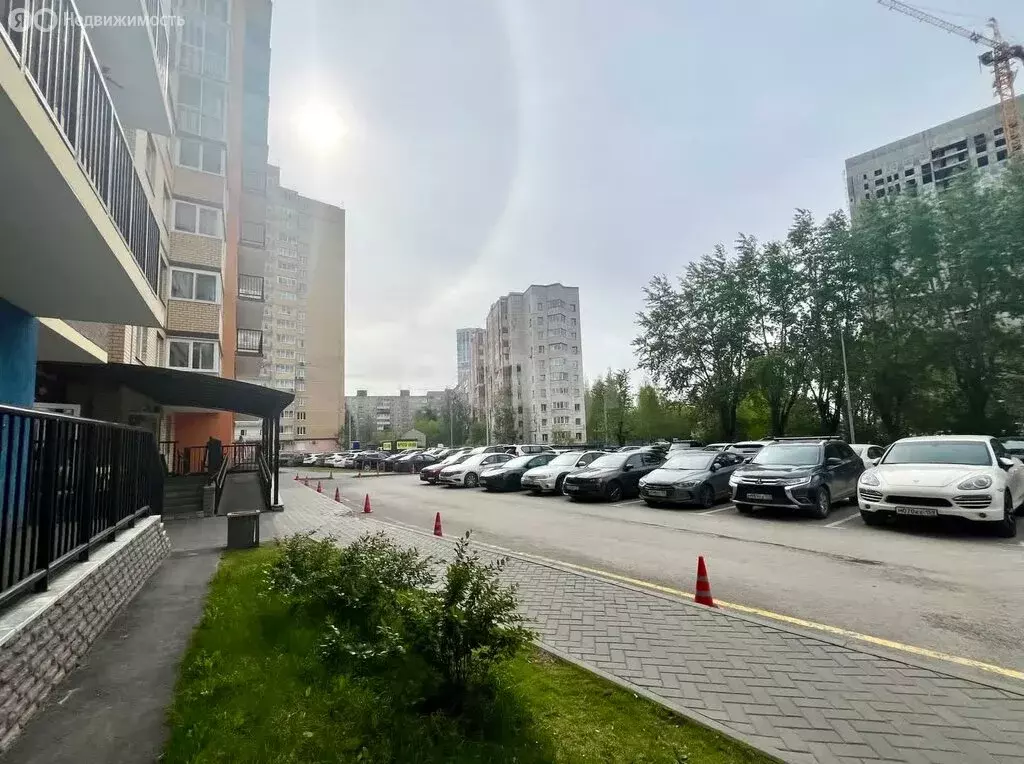 2-комнатная квартира: Пермь, улица Строителей, 28 (56.7 м) - Фото 1
