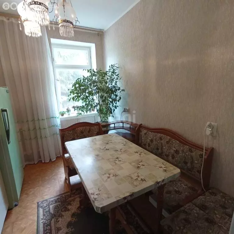 3-комнатная квартира: Губкин, Севастопольская улица, 4 (61 м) - Фото 0