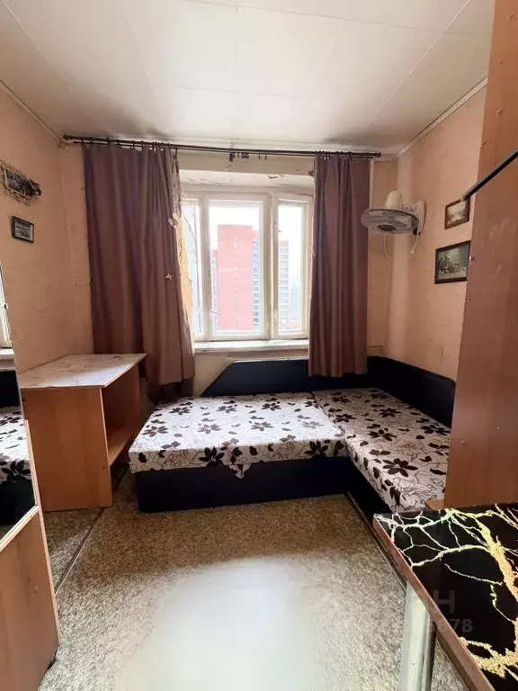 Комната Санкт-Петербург просп. Ударников, 38к1 - Фото 1