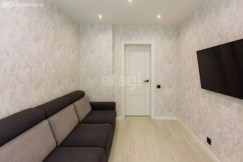 2-комнатная квартира: Калининград, Черниговская улица, 62 (40 м) - Фото 1