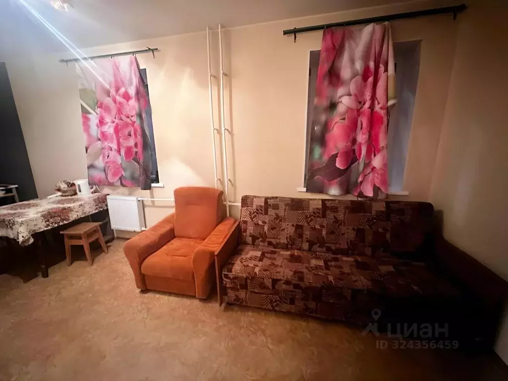 1-к кв. Новгородская область, Новгородский район, Бронницкое с/пос, с. ... - Фото 1