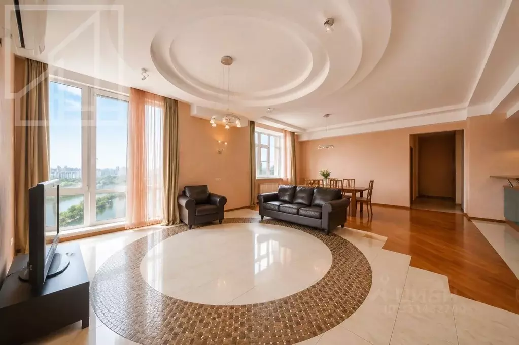 6-к кв. Москва Авиационная ул., 79 (220.0 м) - Фото 1