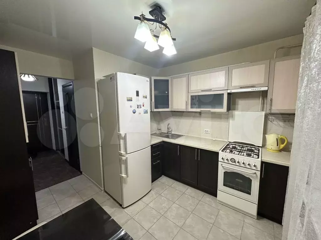 1-к. квартира, 40 м, 4/10 эт. - Фото 0