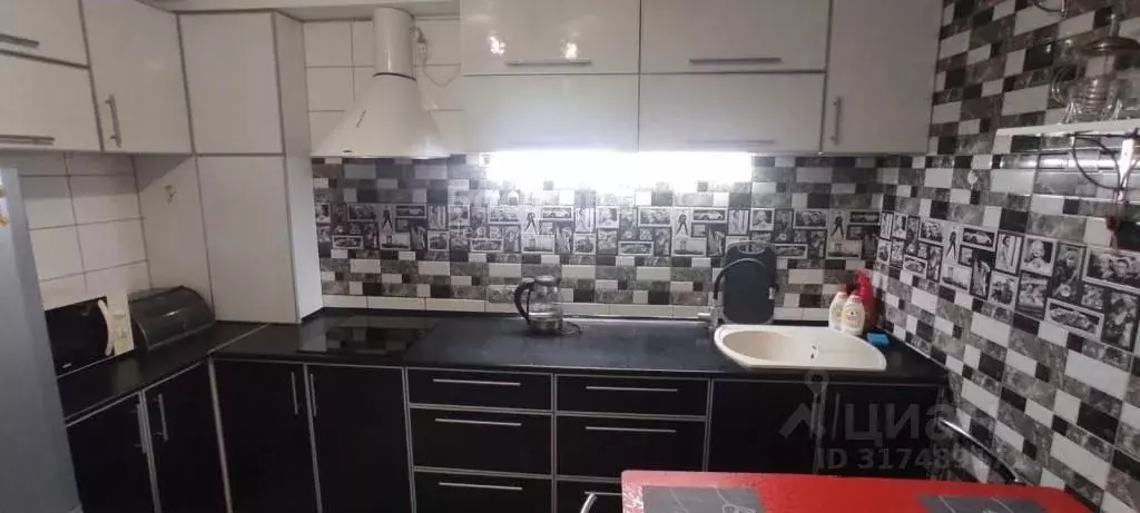 2-к кв. Крым, Судак ул. Приморская, 30А (47.6 м) - Фото 1