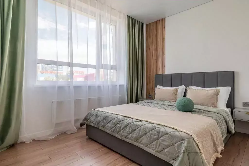 1-к кв. Свердловская область, Екатеринбург ул. Репина, 109 (48.0 м) - Фото 1