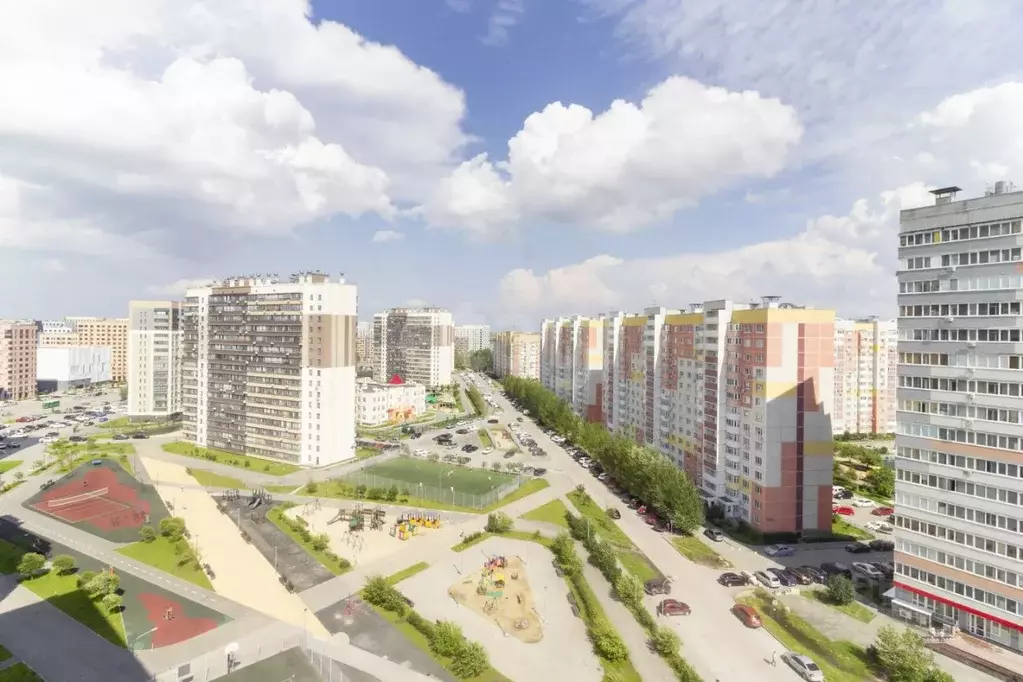 Студия Тюменская область, Тюмень ул. Новоселов, 115 (15.9 м) - Фото 1