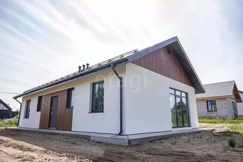 Дом в Новосибирская область, Мошковский район, пос. Октябрьский ул. ... - Фото 1