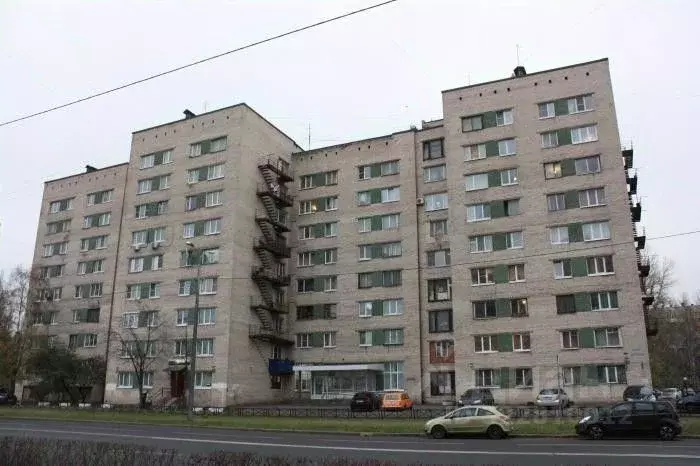 Торговая площадь в Санкт-Петербург ул. Демьяна Бедного, 28к1 (156 м) - Фото 1