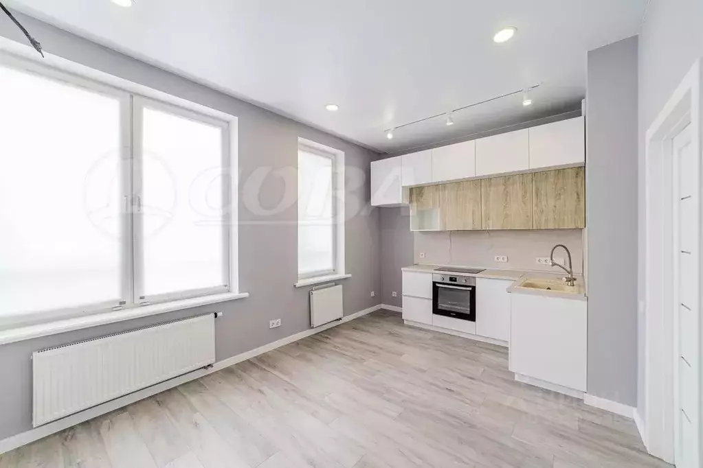 2-к кв. Тюменская область, Тюмень ул. Газовиков, 34 (58.0 м) - Фото 1