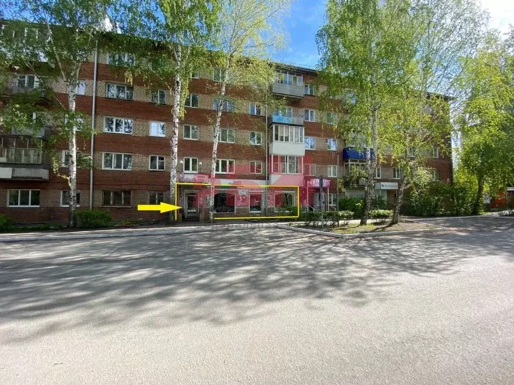 Торговая площадь в Свердловская область, Реж ул. Чапаева, 19 (86 м) - Фото 0